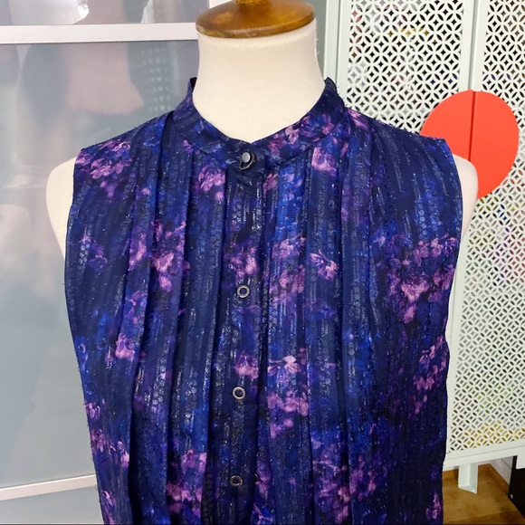 T Tahari Emerson Sleeveless Blouse in Admiral Navy - Picture 3 of 10